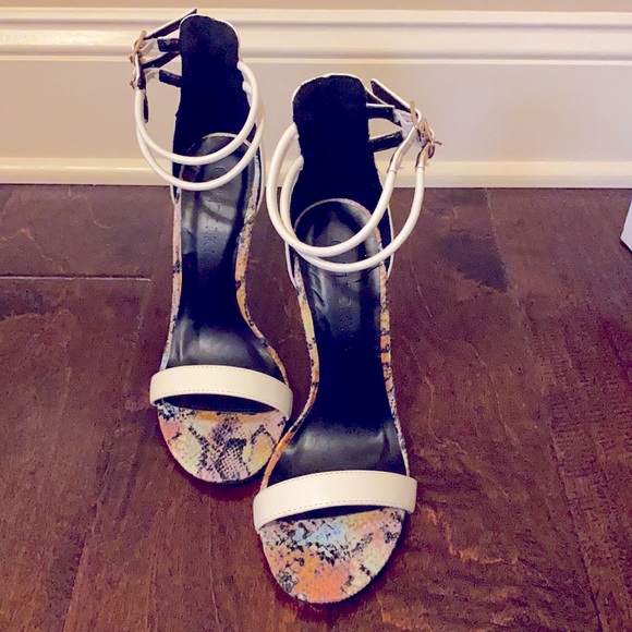 NBW Wild Diva Multicolor Snake Print White Heels - Picture 3 of 10